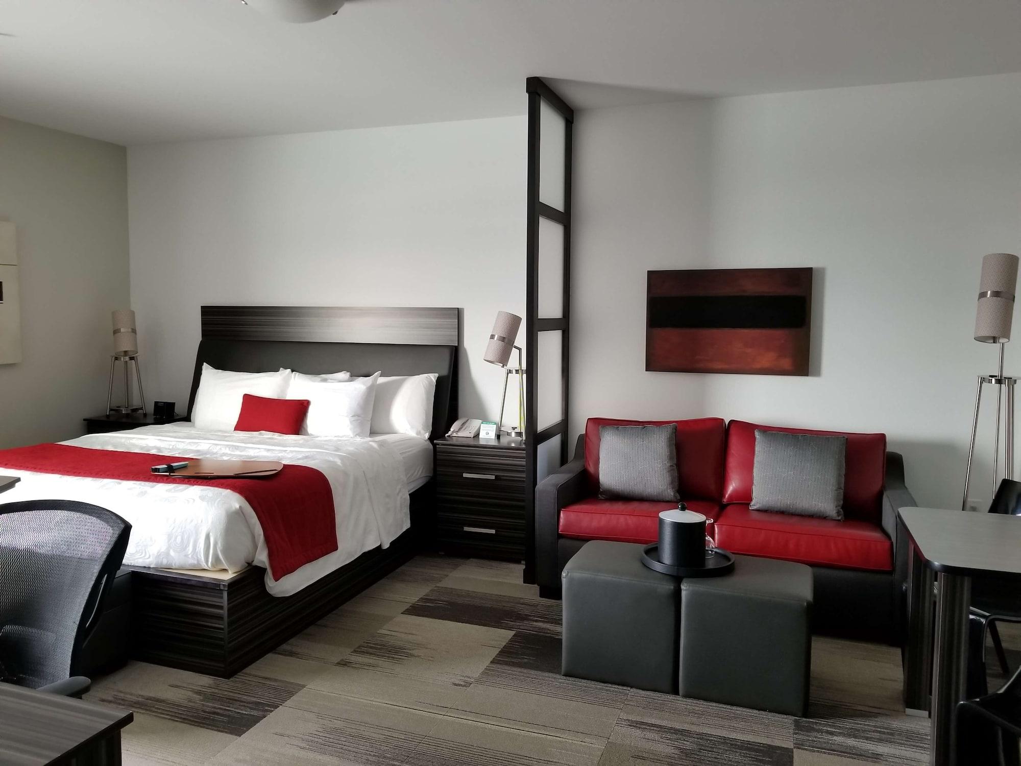 Best Western Plus Airport Inn & Suites Saskatoon Exterior foto