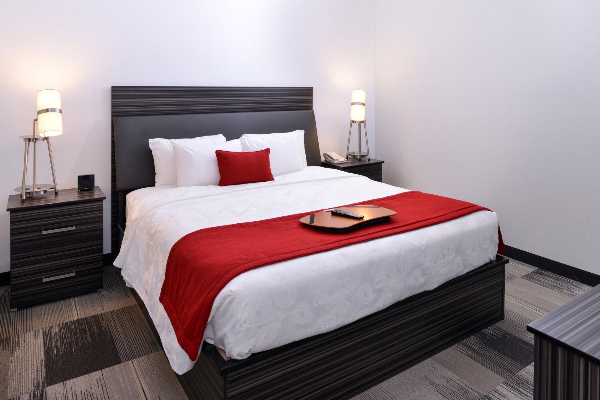 Best Western Plus Airport Inn & Suites Saskatoon Exterior foto