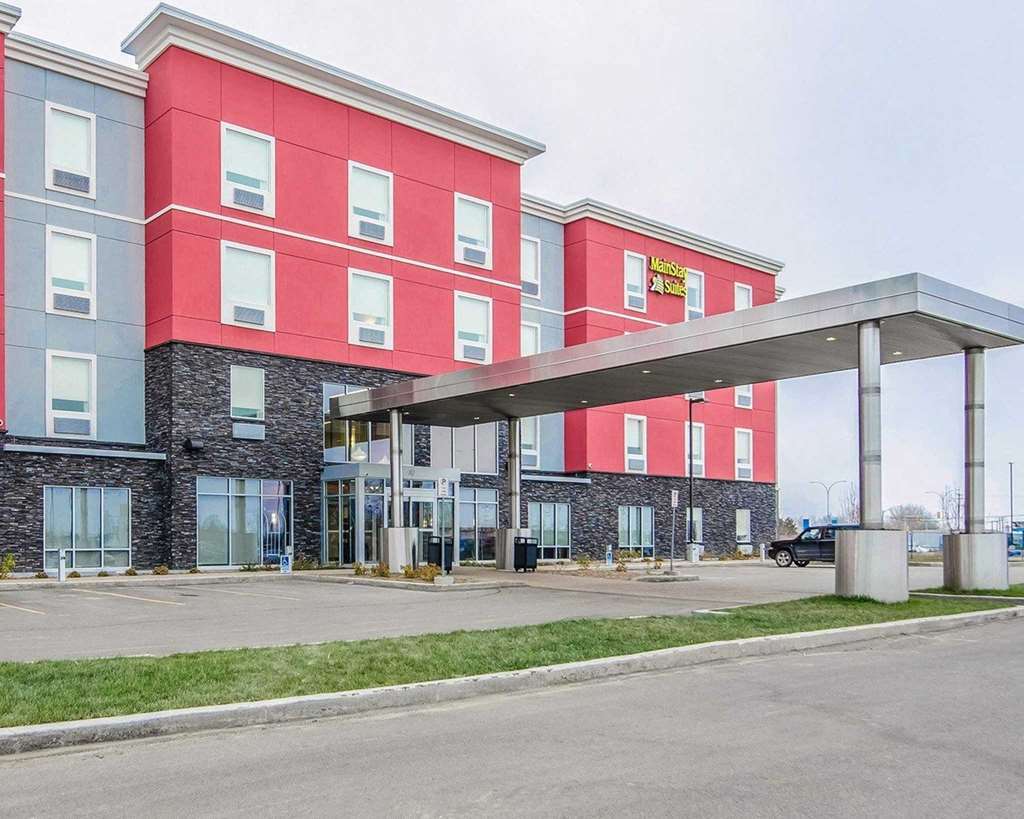 Best Western Plus Airport Inn & Suites Saskatoon Exterior foto